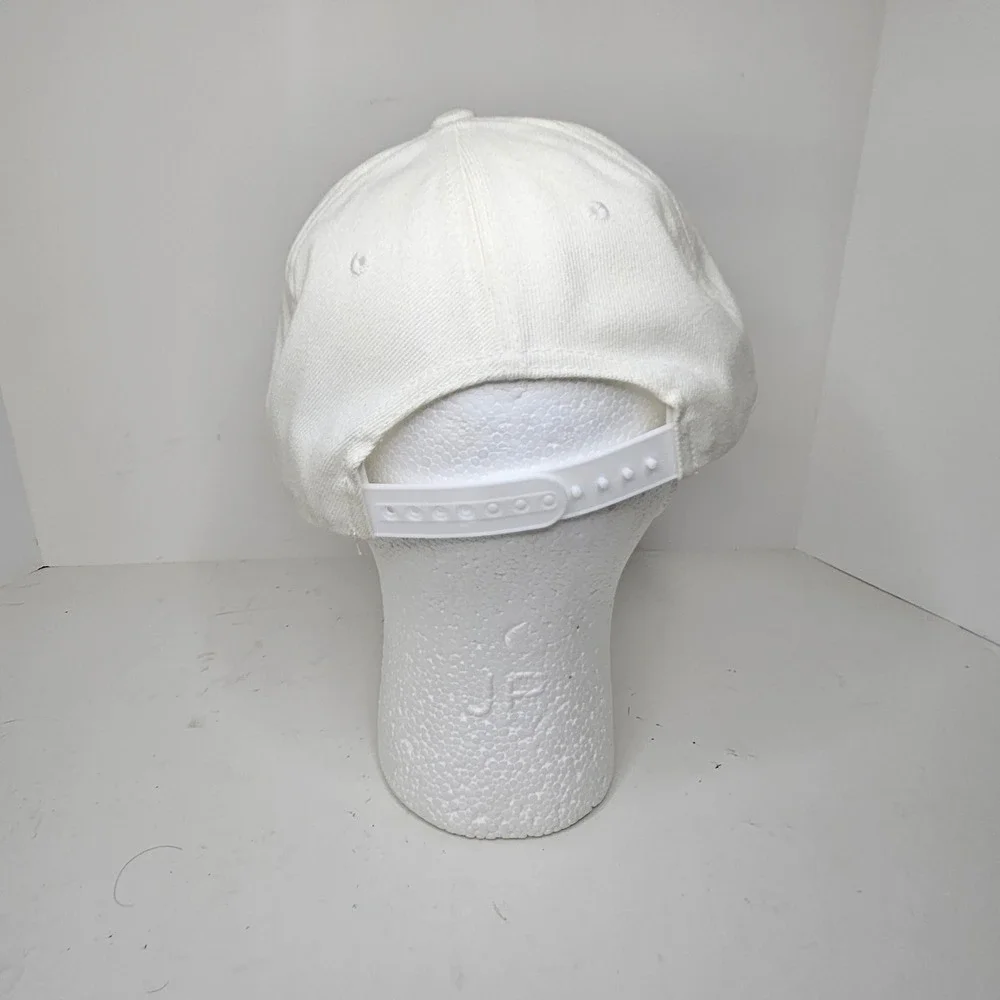 Kaviar Yupoong Classics Snapback Hat White Black Embroidered Baseball Cap Mens